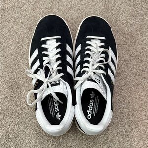 Never Used! Adidas Black and White Gazelle Platform Sneakers